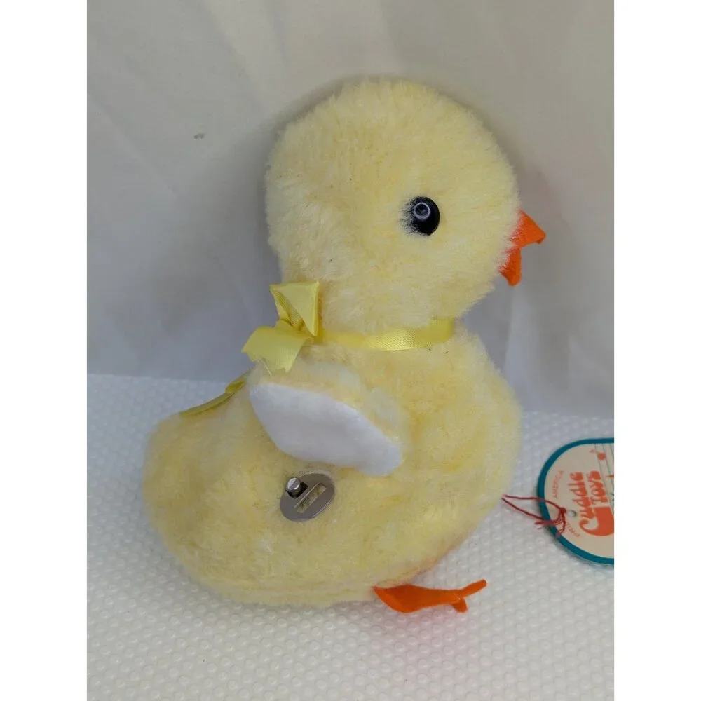 Douglas Cuddle Toys Yellow Duck Chick Plush Wind Up Musical 8 Inch Vintage‎